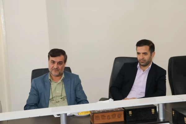 تصاویر دیدار نوروزی و عید سعید فطر ریاست و و هیئت رئیسه با اساتید محترم و همکاران عزیز  14