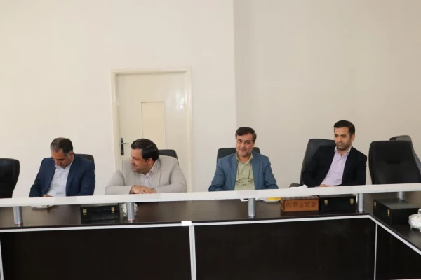 تصاویر دیدار نوروزی و عید سعید فطر ریاست و و هیئت رئیسه با اساتید محترم و همکاران عزیز  15