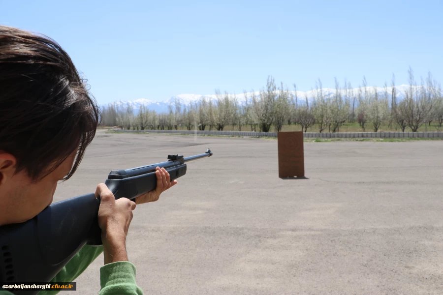 برگزاری مسابقه تیر اندازی میان دانشجویان مرکز سراب  7