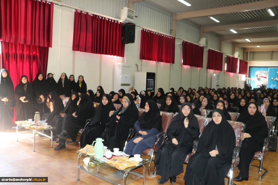 برگزاری مراسم بزرگداشت مقام معلم و گرامیداشت هفته سرآمدی آموزش در استان آذربایجان شرقی 6