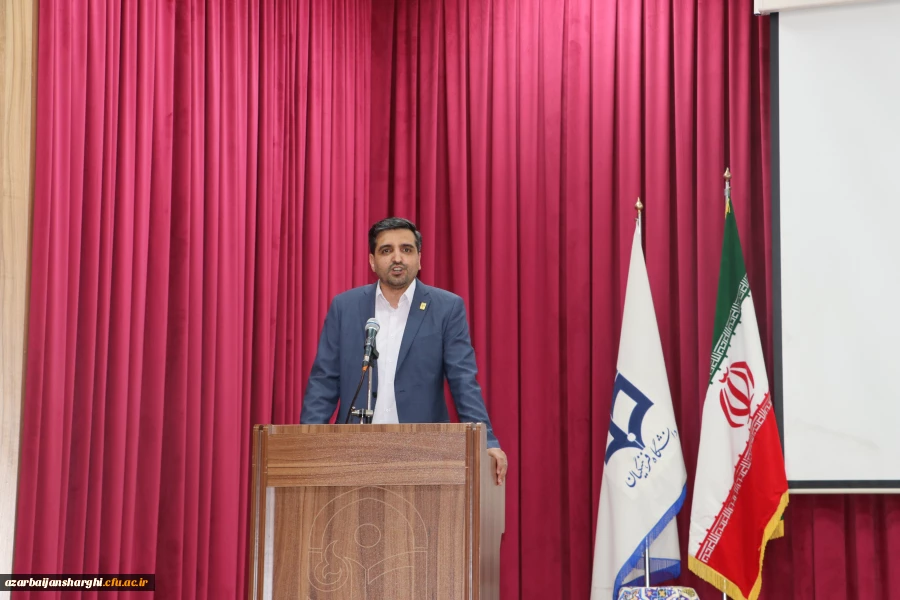 برگزاری مراسم بزرگداشت مقام معلم و گرامیداشت هفته سرآمدی آموزش در استان آذربایجان شرقی 7