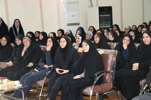 برگزاری مراسم بزرگداشت مقام معلم و گرامیداشت هفته سرآمدی آموزش در استان آذربایجان شرقی 12