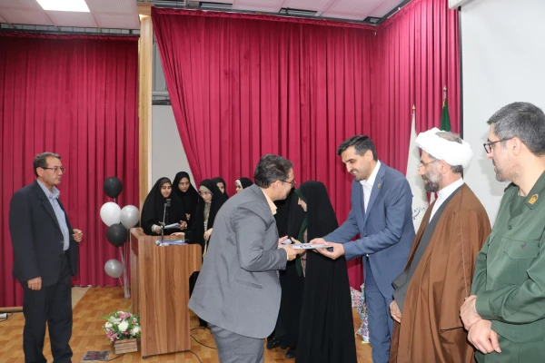 برگزاری مراسم بزرگداشت مقام معلم و گرامیداشت هفته سرآمدی آموزش در استان آذربایجان شرقی 14