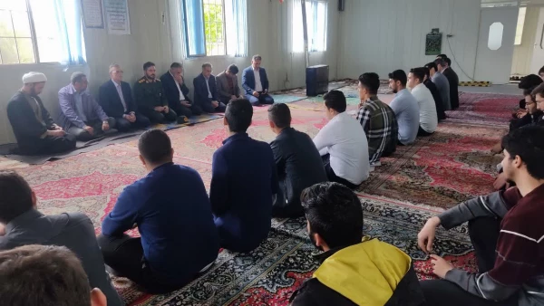 مراسم گرامیداشت مقام معلم و سرآمدی آموزش در  مرکز سراب  8