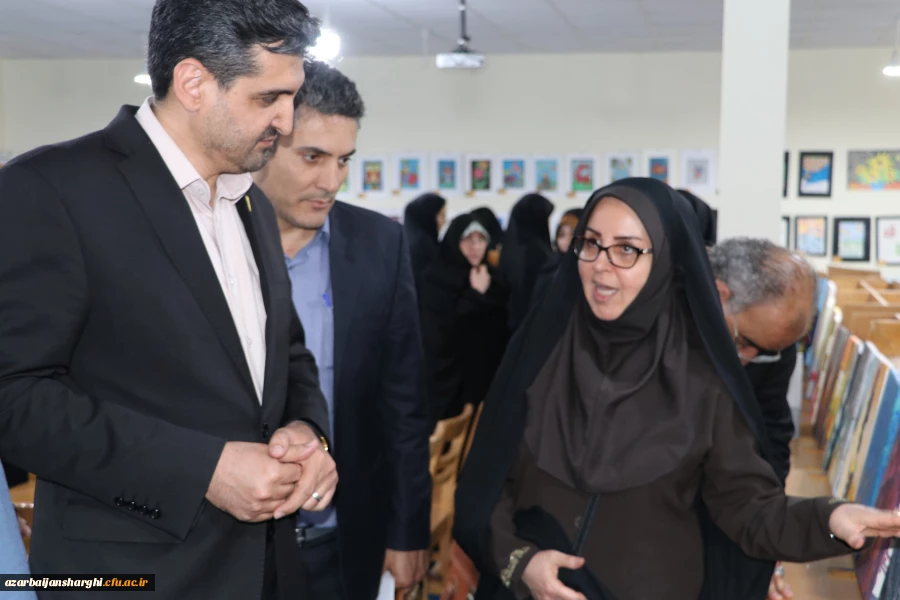 افتتاح یازدهمین نمایشگاه آثار هنری دانشجو معلمان و اساتید  دانشگاه فرهنگیان آذربایجان شرقی 2