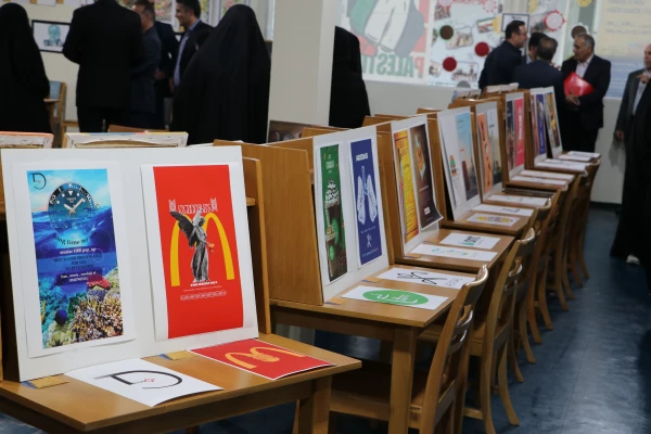 افتتاح یازدهمین نمایشگاه آثار هنری دانشجو معلمان و اساتید  دانشگاه فرهنگیان آذربایجان شرقی 7