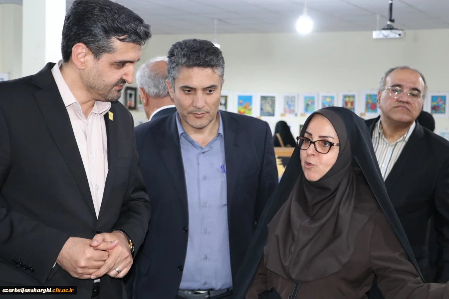 افتتاح یازدهمین نمایشگاه آثار هنری دانشجو معلمان و اساتید  دانشگاه فرهنگیان آذربایجان شرقی 19