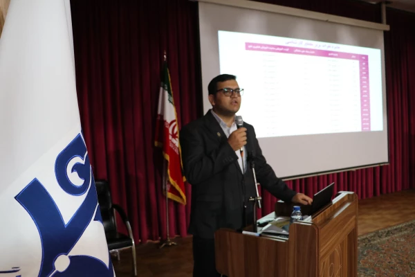 همایش آشنایی با نانوفناوران و مسابقه ملی نانو در دانشگاه فرهنگیان استان آذربایجان شرقی برگزار شد. 5