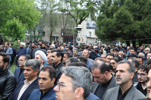 وداغ با شهیدان خدمت در تبریز 11