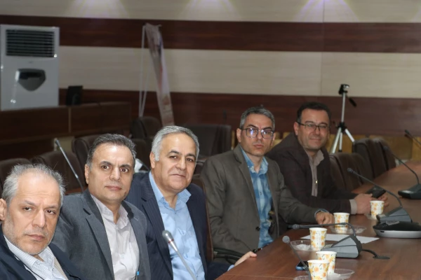 جلسه ی هم اندیشی اساتید و نخبگان دانشگاه فرهنگیان استان آذربایجان شرقی 2