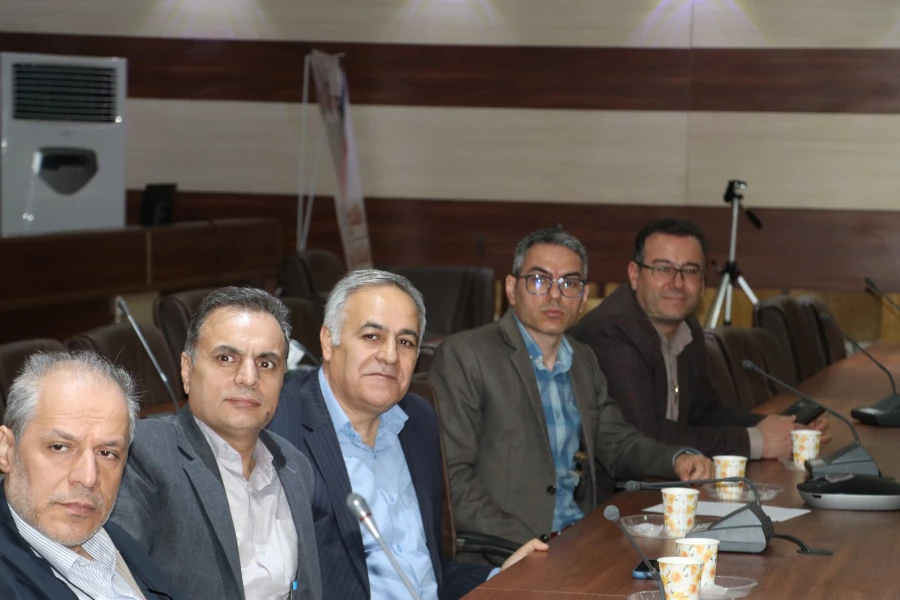 جلسه ی هم اندیشی اساتید و نخبگان دانشگاه فرهنگیان استان آذربایجان شرقی 2