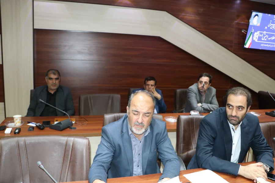 جلسه ی هم اندیشی اساتید و نخبگان دانشگاه فرهنگیان استان آذربایجان شرقی 3