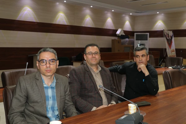 جلسه ی هم اندیشی اساتید و نخبگان دانشگاه فرهنگیان استان آذربایجان شرقی 7