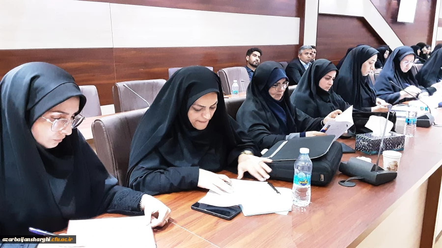  نخستین دوره آموزشی تربیت ارزیاب حرفه ای اساتید دانشگاه فرهنگیان استان  آذربایجان شرقی  12