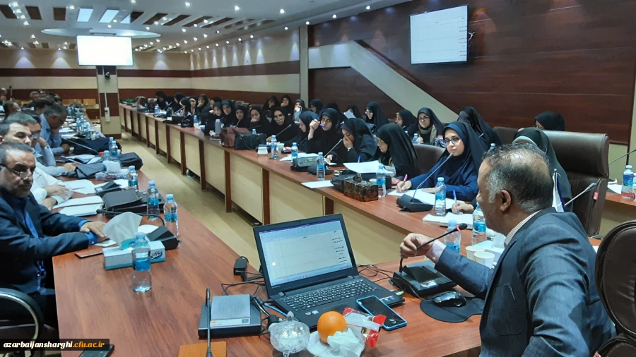  نخستین دوره آموزشی تربیت ارزیاب حرفه ای اساتید دانشگاه فرهنگیان استان  آذربایجان شرقی  16