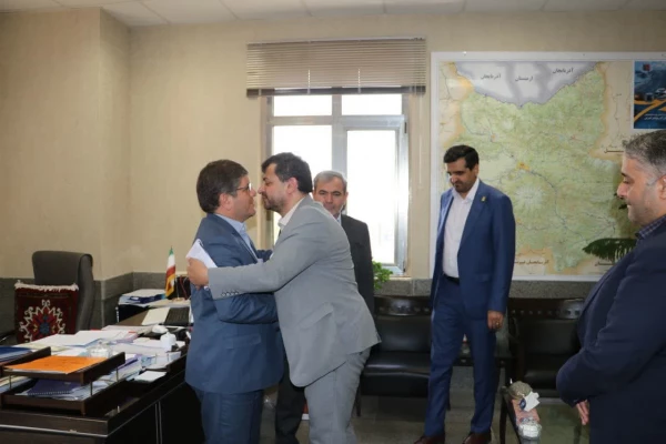 جلسه رفع کمبود فضاهای آموزشی دانشگاه فرهنگیان در استانداری آذربایجان شرقی 9