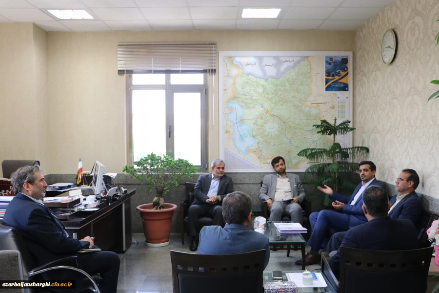 جلسه رفع کمبود فضاهای آموزشی دانشگاه فرهنگیان در استانداری آذربایجان شرقی 13