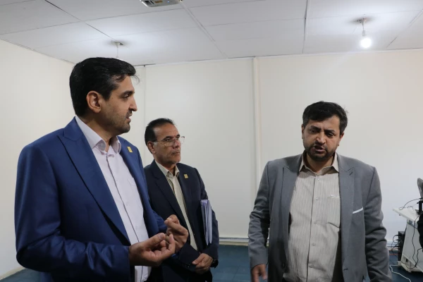 بازدید معاون دانشجویی دانشگاه فرهنگیان کشور و رئیس دانشگاه فرهنگیان آذربایجان شرقی از فرایند مصاحبه پذیرفته شدگان چند برابر ظرفیت دانشگاه فرهنگیان آذربایجان شرقی 7