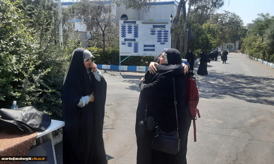 مراسم بدرقه زائران اربعین  با حضور هیئت رئیسه دانشگاه فرهنگیان آذربایجان شرقی 4