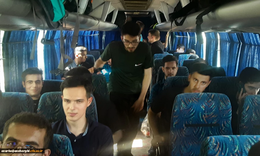 مراسم بدرقه زائران اربعین  با حضور هیئت رئیسه دانشگاه فرهنگیان آذربایجان شرقی 22