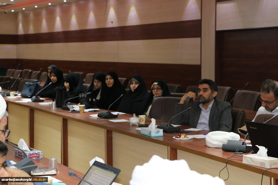 بزگزاری کارگاه آموزشی طرح تحول دروس معارف اسلامی(مبانی نظری اسلام) در دانشگاه فرهنگیان آذربایجان شرقی  7