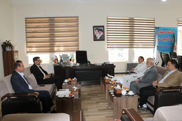 دیدار مدیرکل حفظ ونشر ارزش های دفاع مقدس با رئیس دانشگاه فرهنگیان آذربایجان شرقی  3