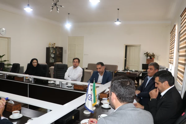 بازدید ملخاصی مدیر امور مدارس وابسته و کارورزی دانشگاه فرهنگیان از مدیریت استانی آذربایجان شرقی 3