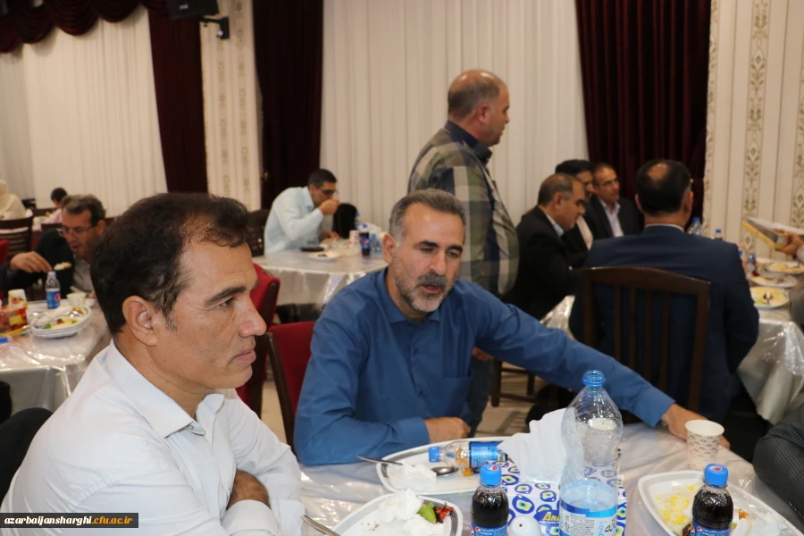 ضیافت شام  کارکنان دانشگاه فرهنگیان استان 2