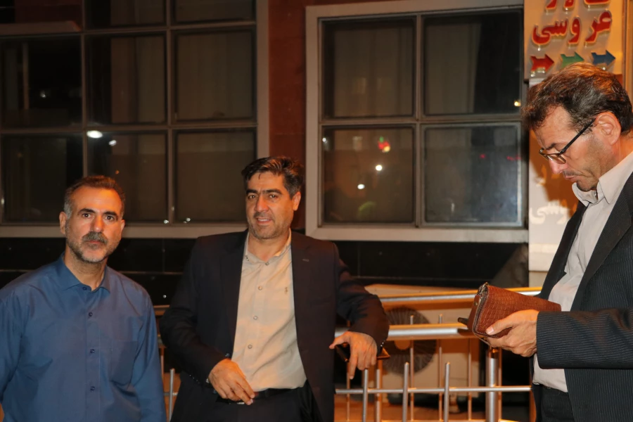 ضیافت شام  کارکنان دانشگاه فرهنگیان استان 17