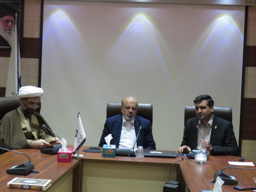 حضور دکتر منادی رئیس کمیسیون آموزش و تحقیقات مجلس شورای اسلامی در دانشگاه فرهنگیان استان آذربایجان شرقی 4