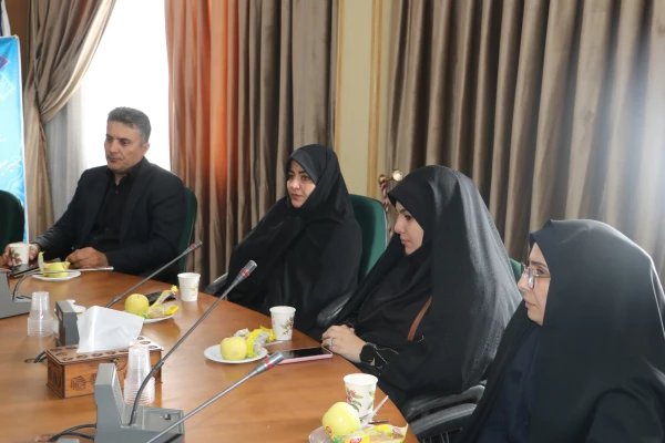 برنامه گرامیداشت هفته دفاع مقدس در دانشگاه فرهنگیان استان ردیس فاطمه الزهرا تبریز  5