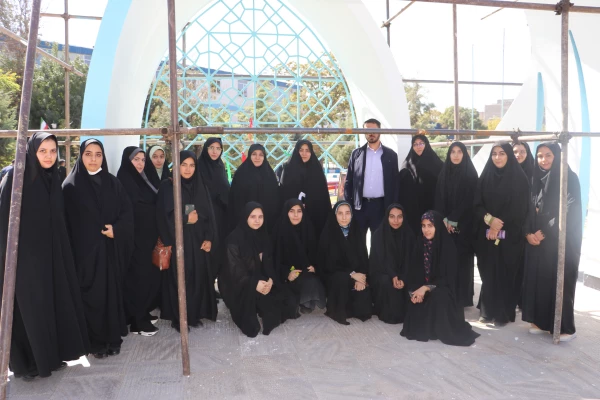 برنامه گرامیداشت هفته دفاع مقدس در دانشگاه فرهنگیان استان ردیس فاطمه الزهرا تبریز  9