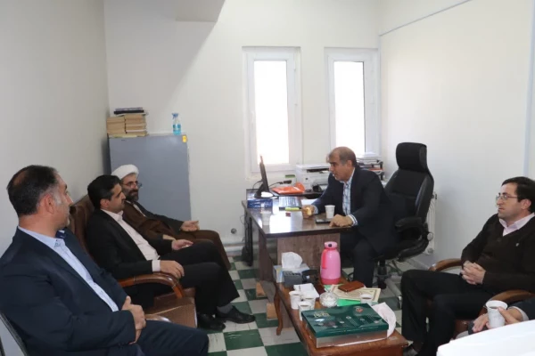 افتخاری دیگر از اعضای هیئت علمی دانشگاه و تقدیر رییس دانشگاه فرهنگیان از دانشمنددو درصد پر استناد جهان 5