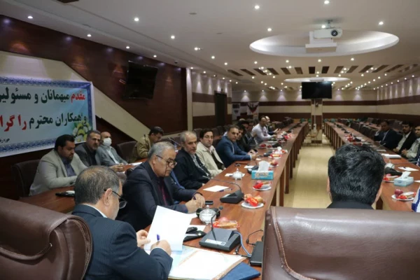 نشست صمیمی و هم اندیشی اعضای هیأت علمی با ریاست دانشگاه فرهنگیان آذربایجان شرقی  5