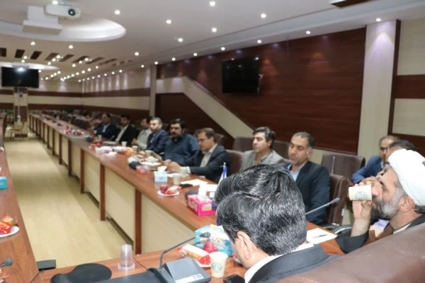 نشست صمیمی و هم اندیشی اعضای هیأت علمی با ریاست دانشگاه فرهنگیان آذربایجان شرقی  9