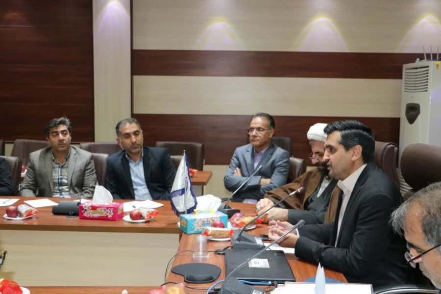 نشست صمیمی و هم اندیشی اعضای هیأت علمی با ریاست دانشگاه فرهنگیان آذربایجان شرقی  12