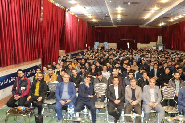 آیین استقبال ازدانشجو معلمان جدید الورود دانشگاه فرهنگیان استان آذربایجان شرقی 3