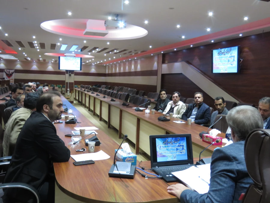 نشست بصیرتی  اساتید دانشگاه فرهنگیان آذربایجان شرقی با عنوان راهبرد سنجی، منازعه هیبریدی ناتوی مقاومت اسلامی با ناتوی غربی 5