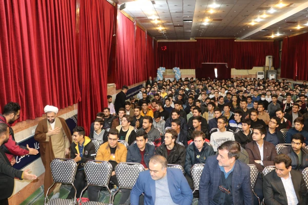 آیین استقبال ازدانشجو معلمان جدید الورود دانشگاه فرهنگیان استان آذربایجان شرقی 45