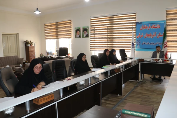 برگزاری جلسه هفته پژوهش در دانشگاه فرهنگیان استان آذربایجان شرقی 10