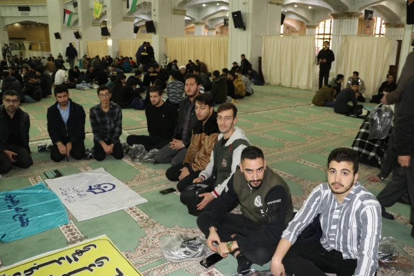 حضور درهمایش بزرگ حلقه های صالحین بسیج درمصلای تبریز 4