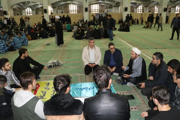 حضور درهمایش بزرگ حلقه های صالحین بسیج درمصلای تبریز 8