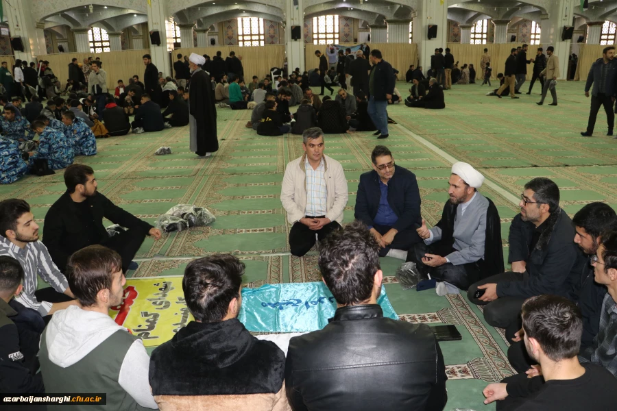 حضور درهمایش بزرگ حلقه های صالحین بسیج درمصلای تبریز 8