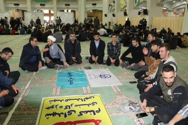 حضور دانشگاه فرهنگیان درهمایش بزرگ حلقه های صالحین بسیج درمصلای تبریز 8