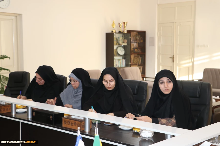 برگزاری جلسه کمیته علمی ستاد استانی هفته پژوهش و فناوری سال 1403 13