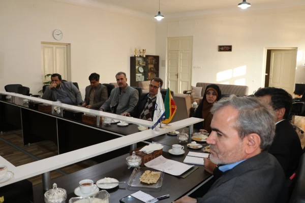 جلسه رفع کمبود فضاهای آموزشی، رفاهی و فرهنگی دانشگاه فرهنگیان  استان  با حضور مدیر کل آموزش وپرورش آذربایجان شرقی 
 3