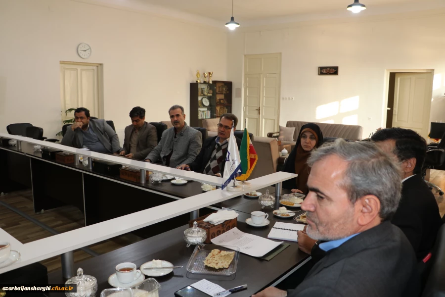 جلسه رفع کمبود فضاهای آموزشی، رفاهی و فرهنگی دانشگاه فرهنگیان  استان  با حضور مدیر کل آموزش وپرورش آذربایجان شرقی 
 3