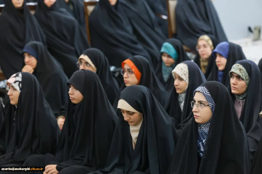 دیدار بانوان دانشگاهی استان با نماینده ولی فقیه در آذربایجان شرقی به مناسبت روز زن 5
