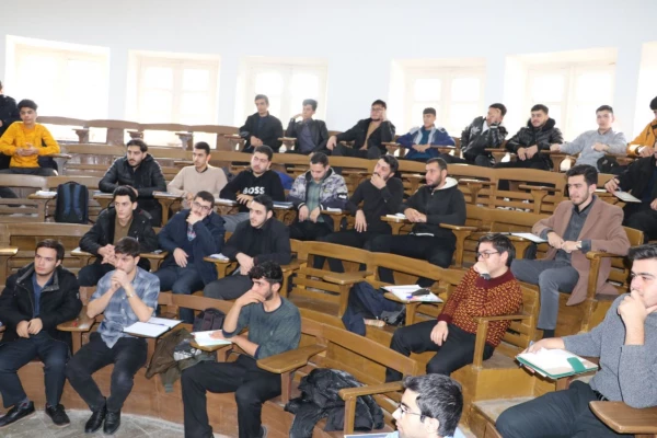 بازدید دانش آموزان مجتمع آموزشی سما واحد بناب از دانشگاه فرهنگیان آذربایجان شرقی  7