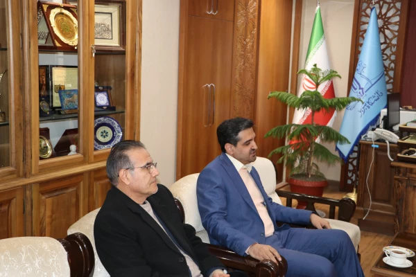 نشست رئیس دانشگاه فرهنگیان تبریز با رئیس دانشگاه مادر استان  آذربایجان شرقی 8